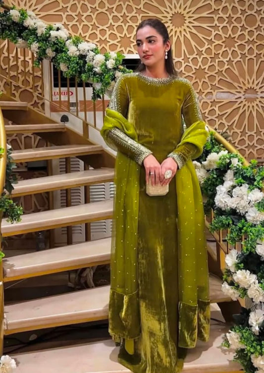 IQVelvet001 | Handcrafted velvet dress